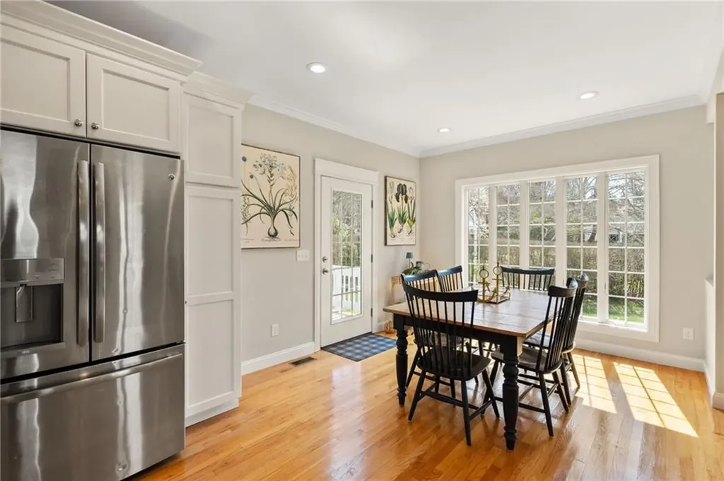 37 Island Drive Middletown RI 02842