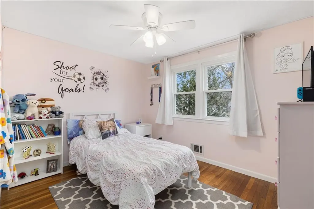 113 Cove Avenue Warwick RI 02889