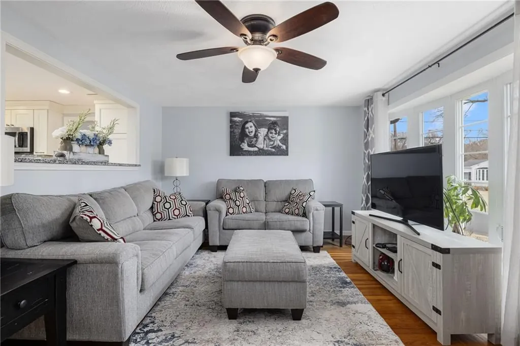 113 Cove Avenue Warwick RI 02889