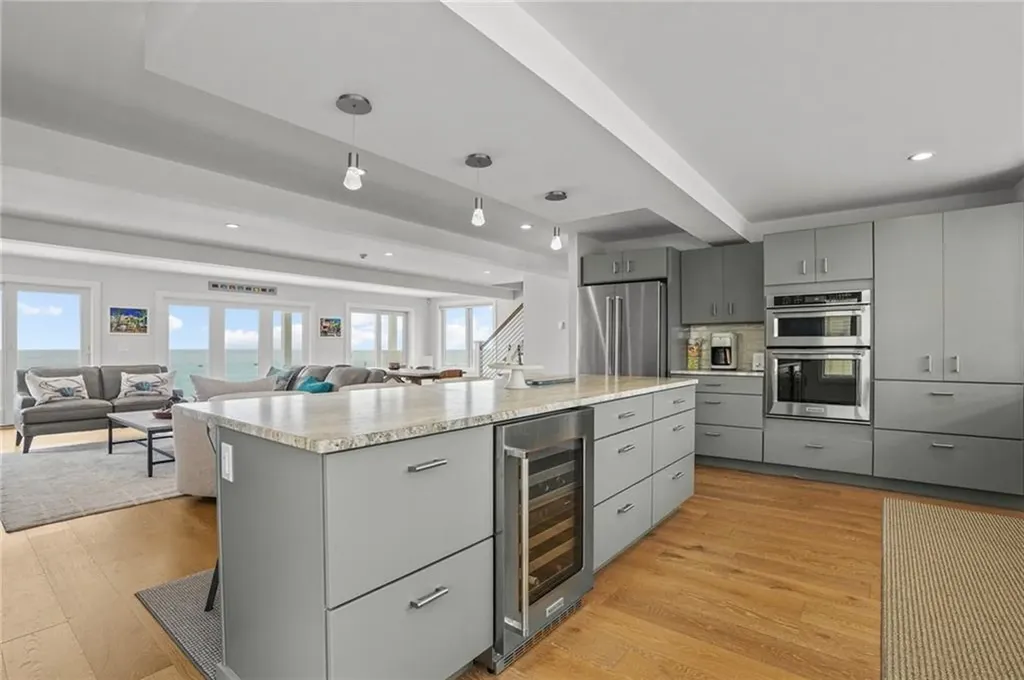 439 Atlantic Avenue Westerly RI 02891