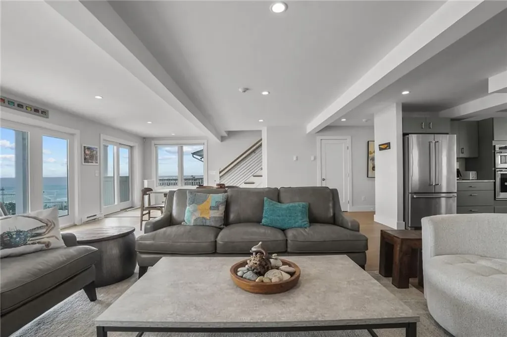 439 Atlantic Avenue Westerly RI 02891