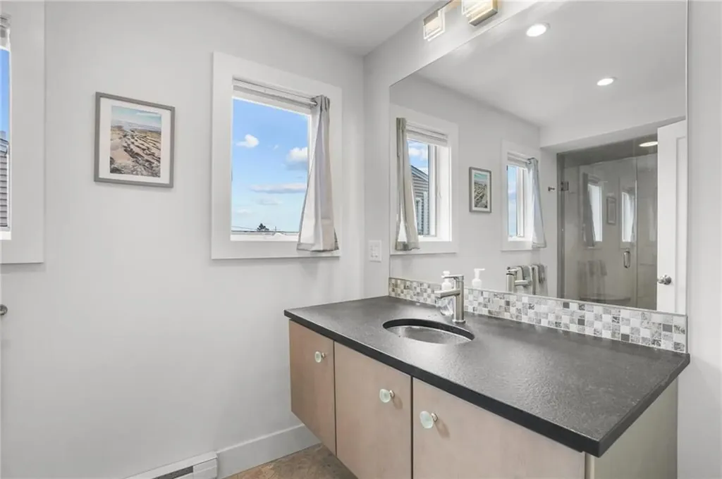 439 Atlantic Avenue Westerly RI 02891