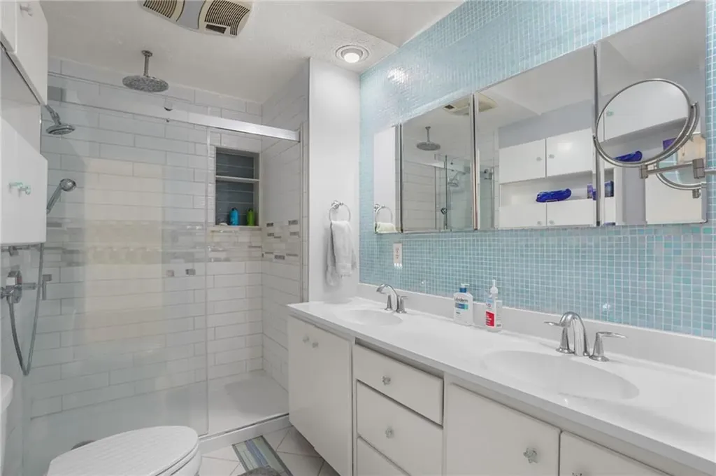 439 Atlantic Avenue Westerly RI 02891