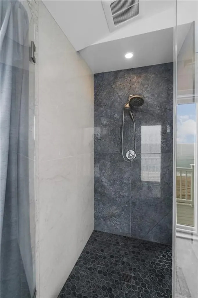 439 Atlantic Avenue Westerly RI 02891