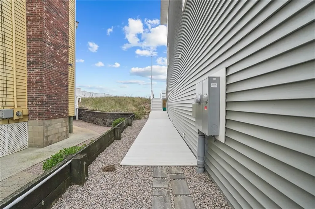 439 Atlantic Avenue Westerly RI 02891