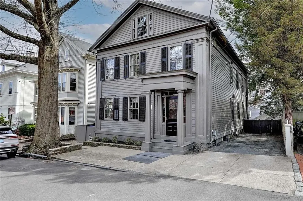 129 Williams Street Providence RI 02906