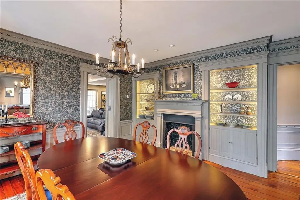 129 Williams Street Providence RI 02906