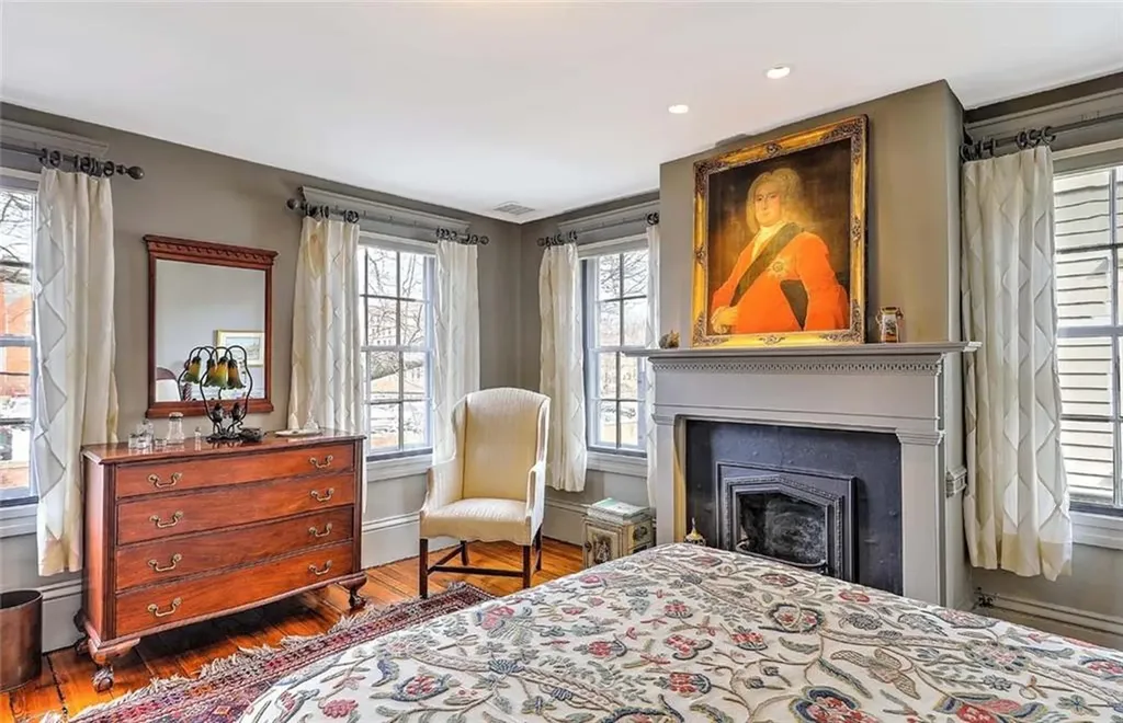 129 Williams Street Providence RI 02906