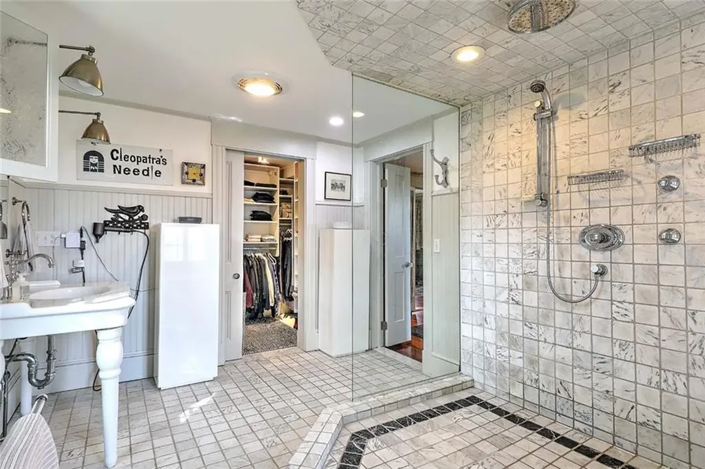 129 Williams Street Providence RI 02906