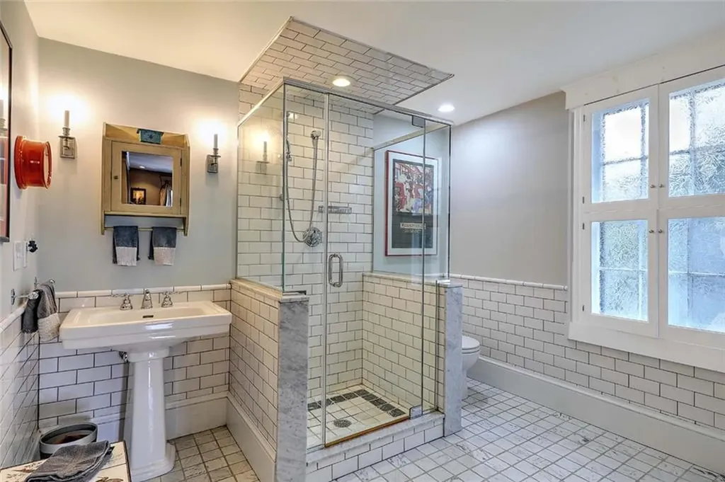 129 Williams Street Providence RI 02906