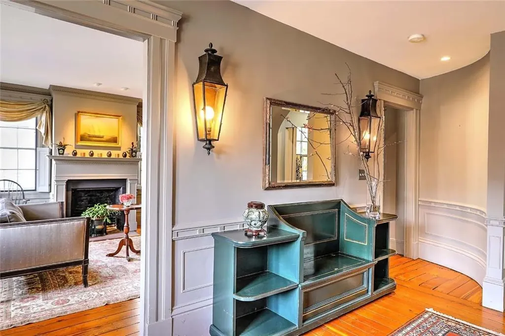 129 Williams Street Providence RI 02906