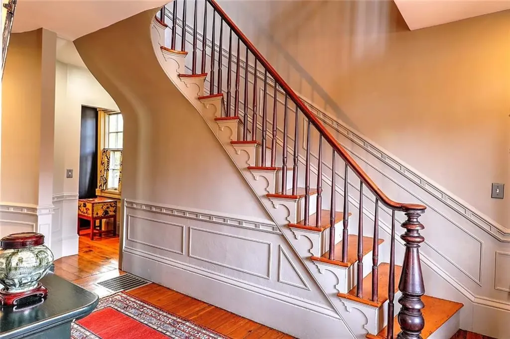 129 Williams Street Providence RI 02906