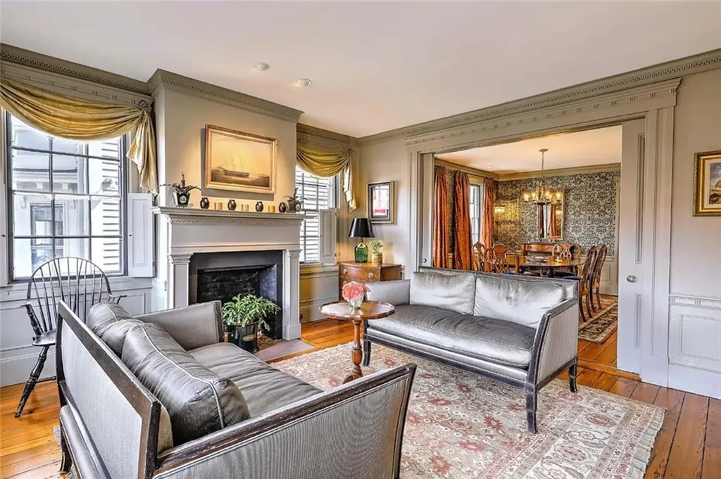 129 Williams Street Providence RI 02906