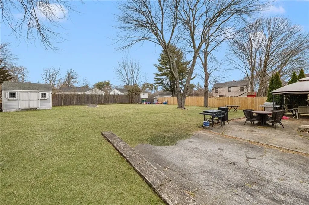 71 Curson Street West Warwick RI 02893