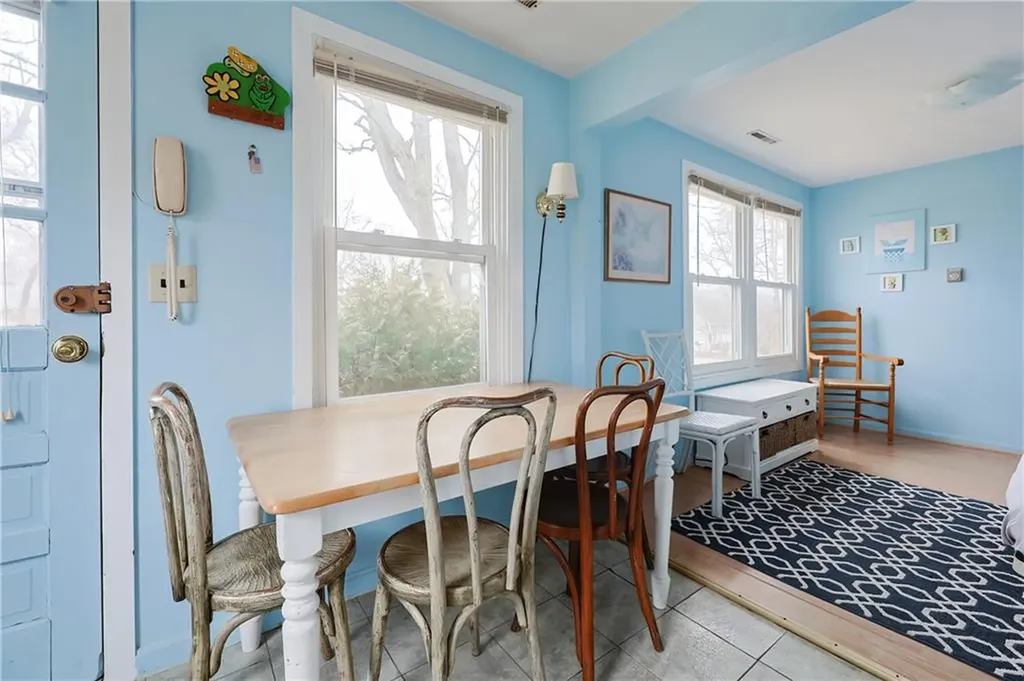 89 Montauk Road Narragansett RI 02882