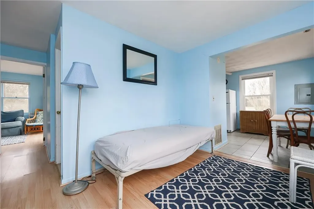 89 Montauk Road Narragansett RI 02882