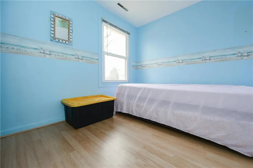 89 Montauk Road Narragansett RI 02882