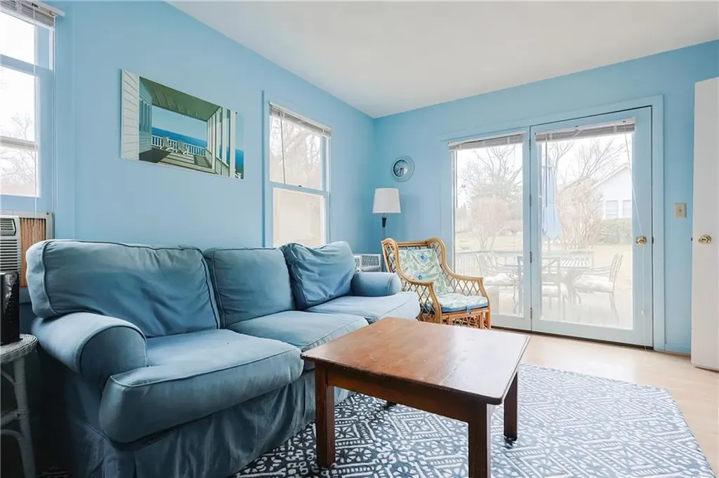 89 Montauk Road Narragansett RI 02882