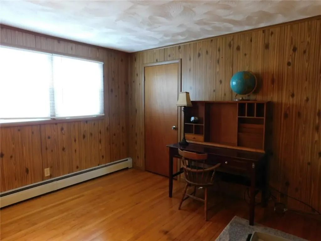 12 Boulder Road Hopkinton RI 02833