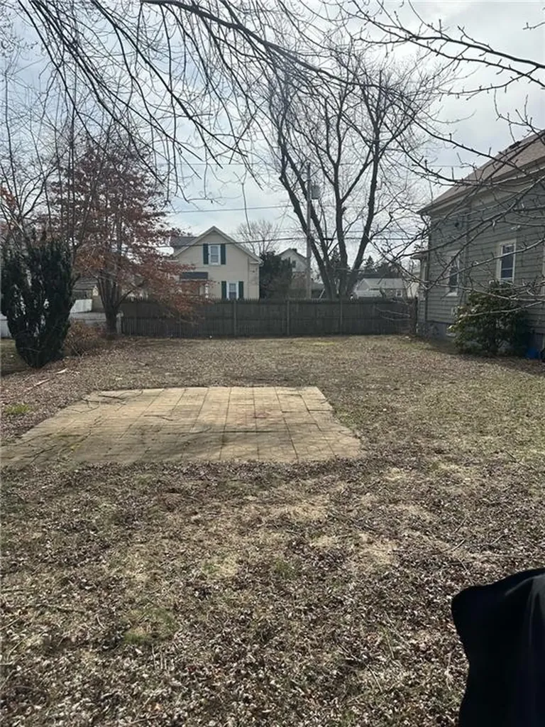 321 Smith Street Cranston RI 02905