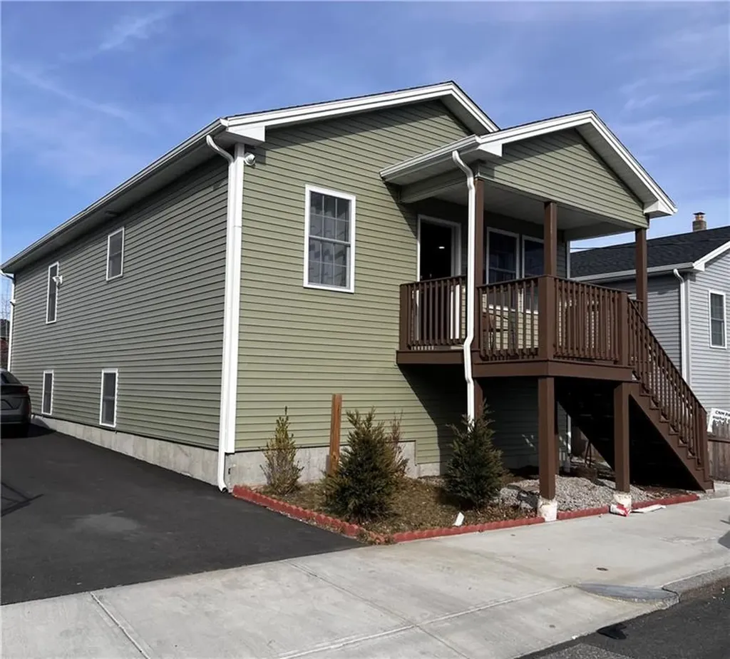 37 Ford Street Providence RI 02907