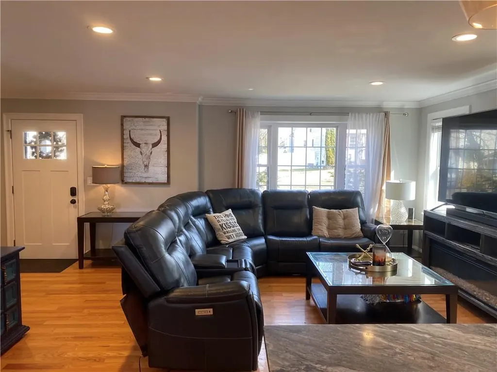 85 Charlestown Avenue Warwick RI 02889