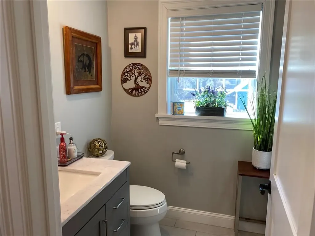 85 Charlestown Avenue Warwick RI 02889