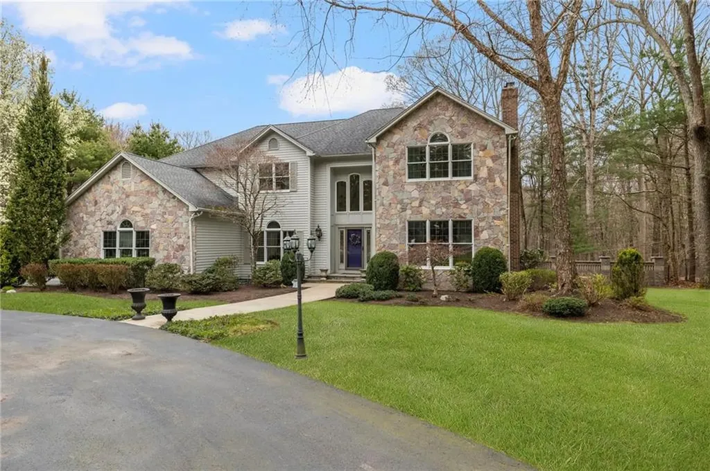 60 Westfield Drive East Greenwich RI 02818