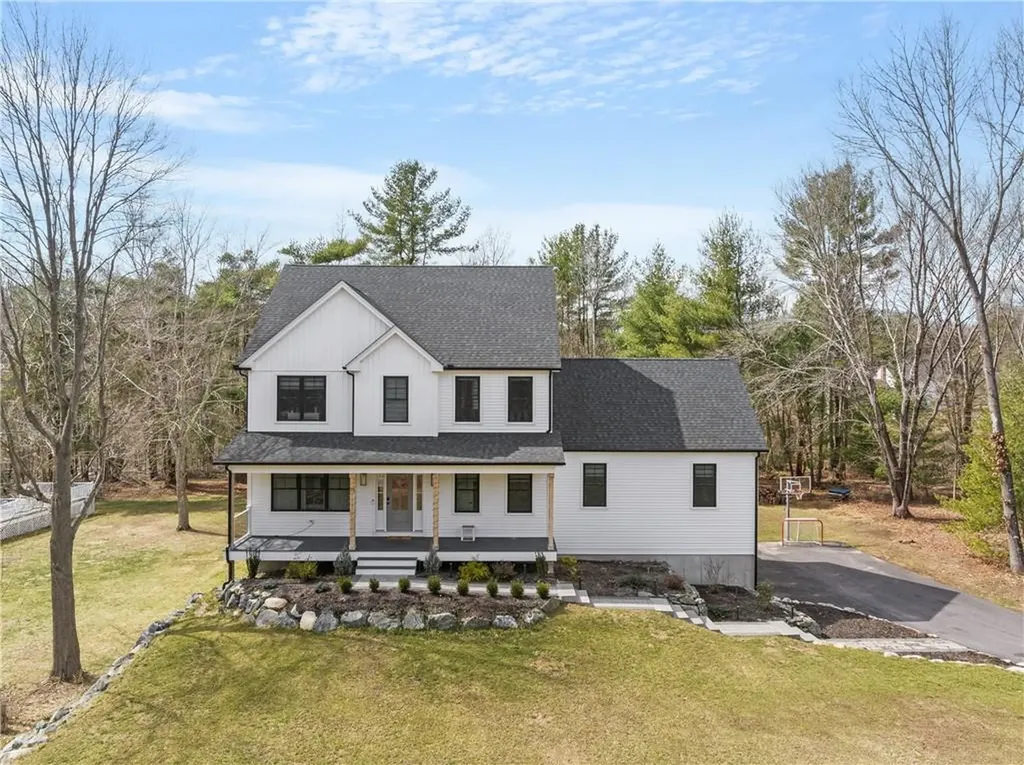 73 Paine Road Cumberland RI 02864