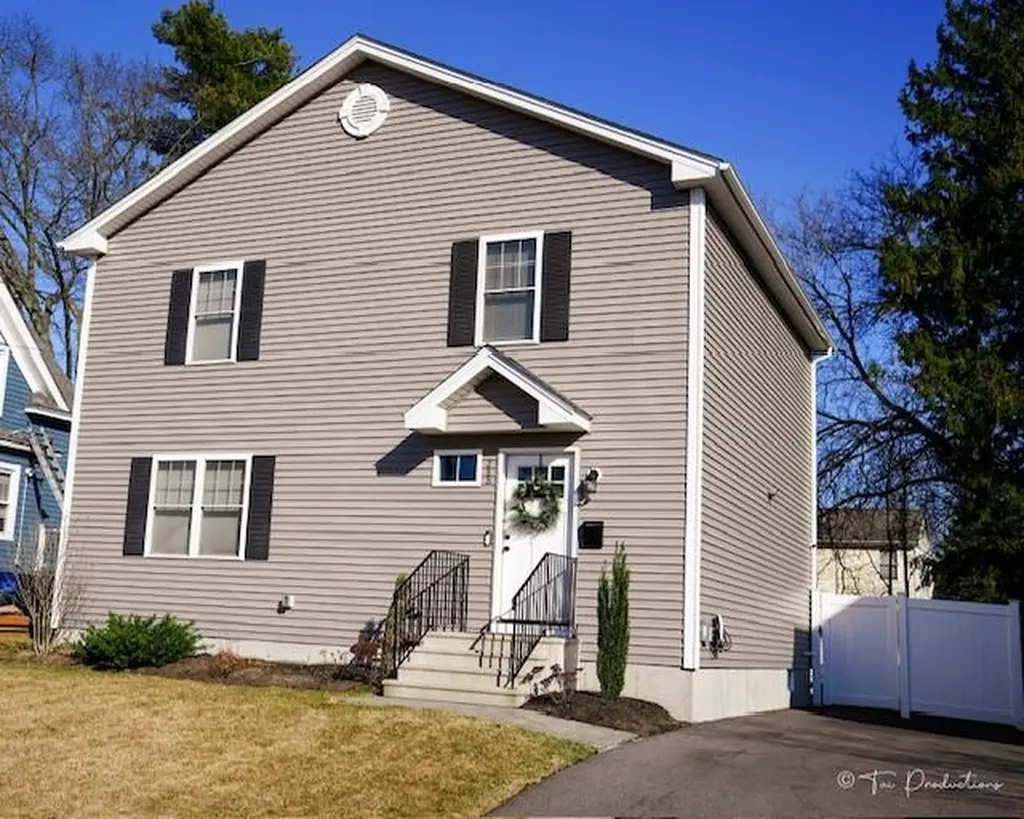 288 Woodbine Street Cranston RI 02910