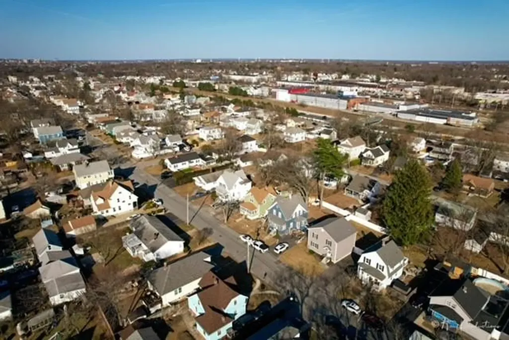 288 Woodbine Street Cranston RI 02910