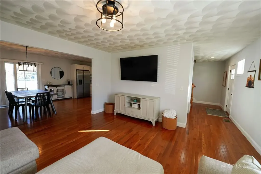 288 Woodbine Street Cranston RI 02910