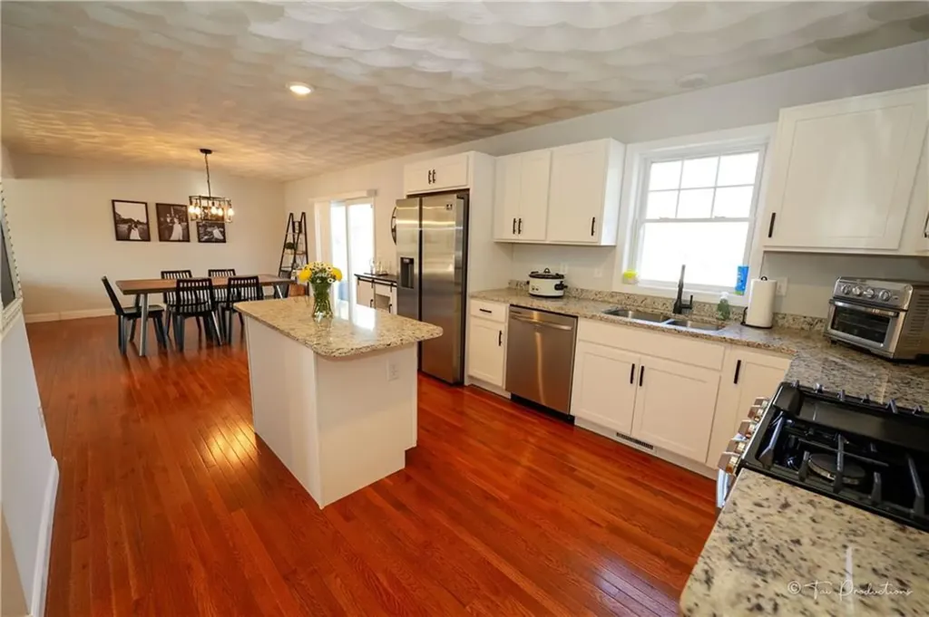 288 Woodbine Street Cranston RI 02910