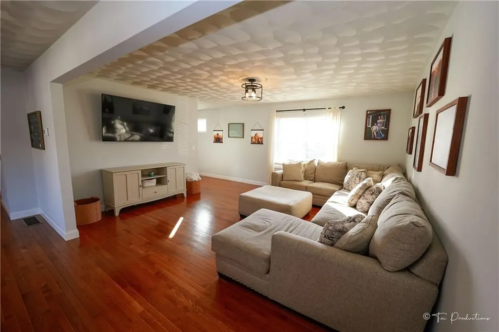 288 Woodbine Street Cranston RI 02910