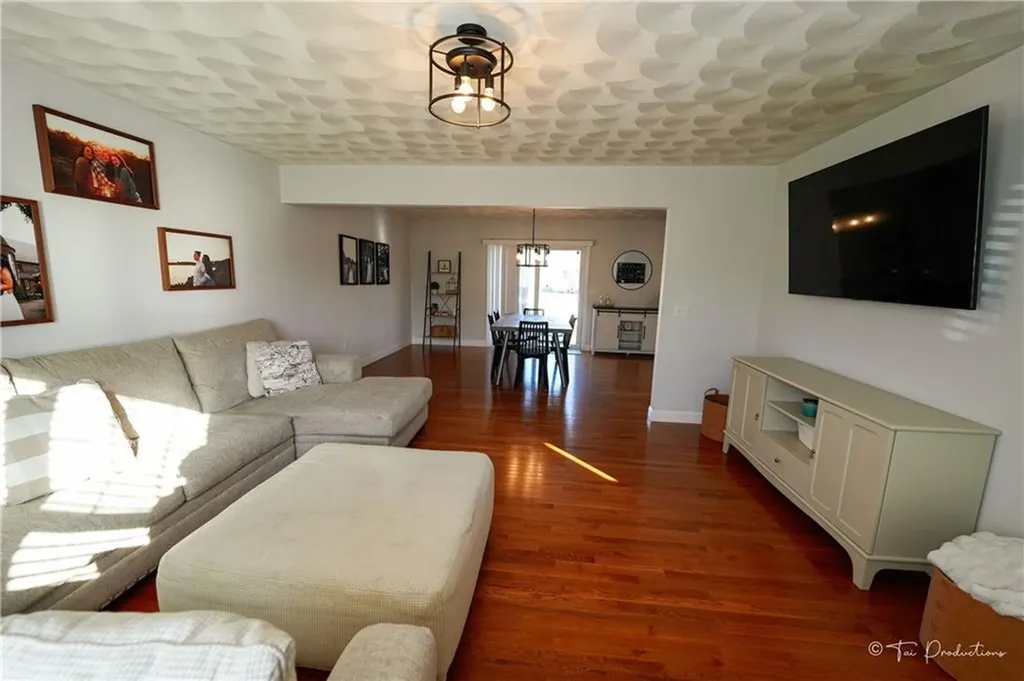 288 Woodbine Street Cranston RI 02910