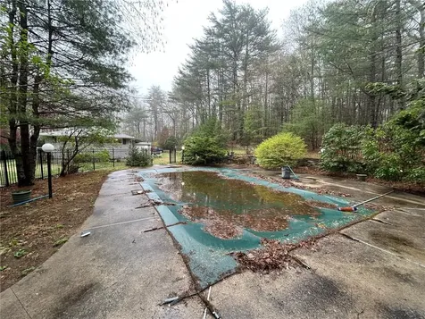 4104 Flat River Road Coventry RI 02827