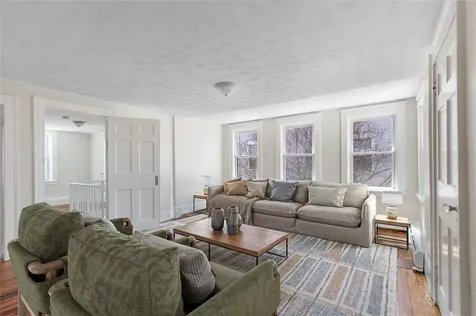 135 Water Street Warren RI 02885