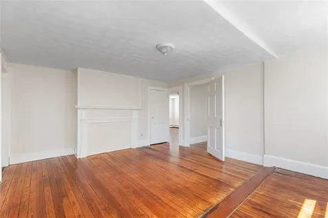 135 Water Street Warren RI 02885