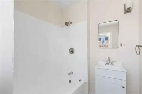 135 Water Street Warren RI 02885