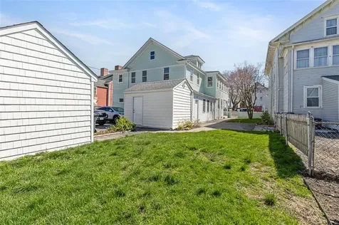 135 Water Street Warren RI 02885