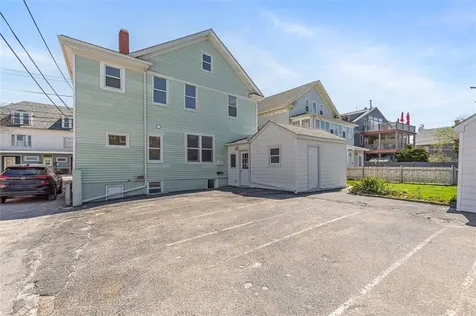 135 Water Street Warren RI 02885