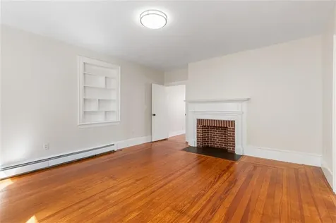 135 Water Street Warren RI 02885