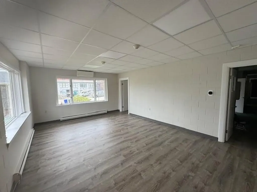 399 Hope Street Bristol RI 02809