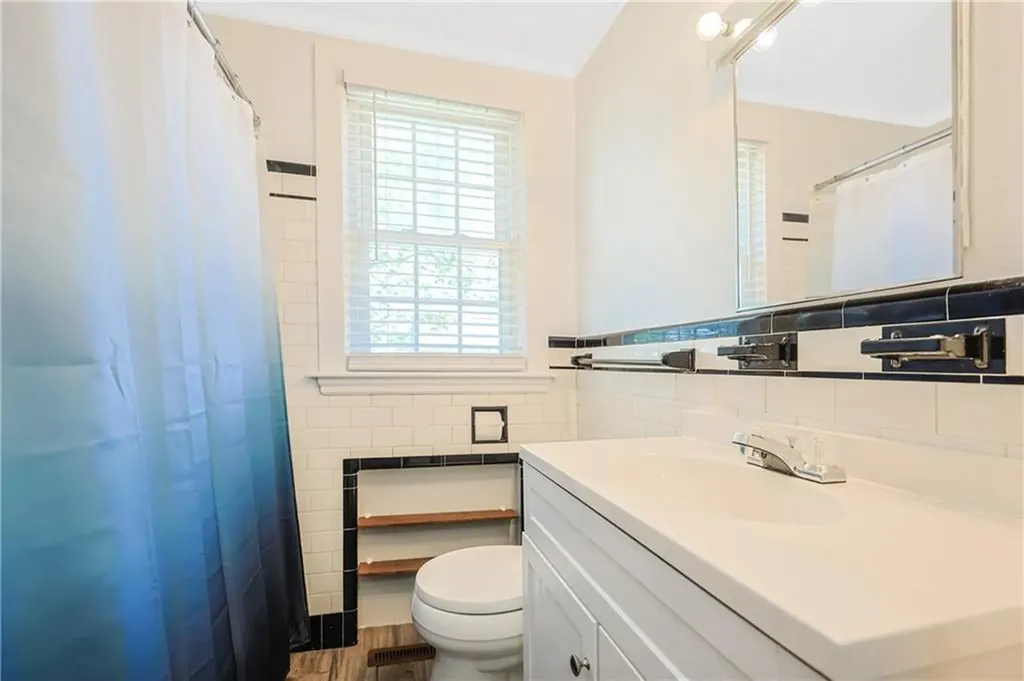 22 Phillips Avenue Warwick RI 02888