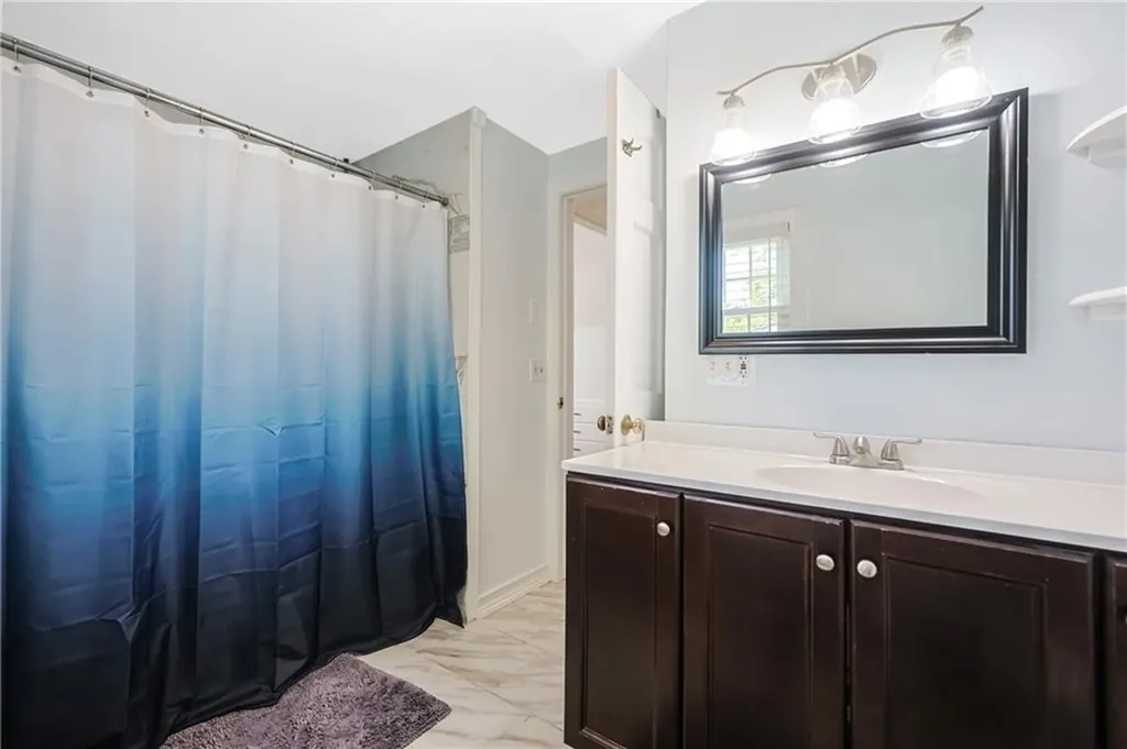 22 Phillips Avenue Warwick RI 02888