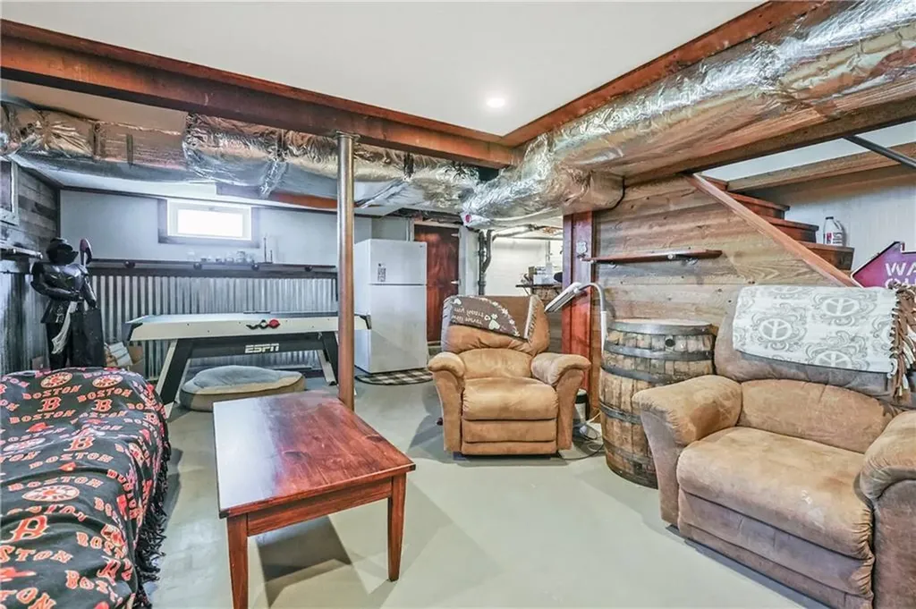 22 Phillips Avenue Warwick RI 02888
