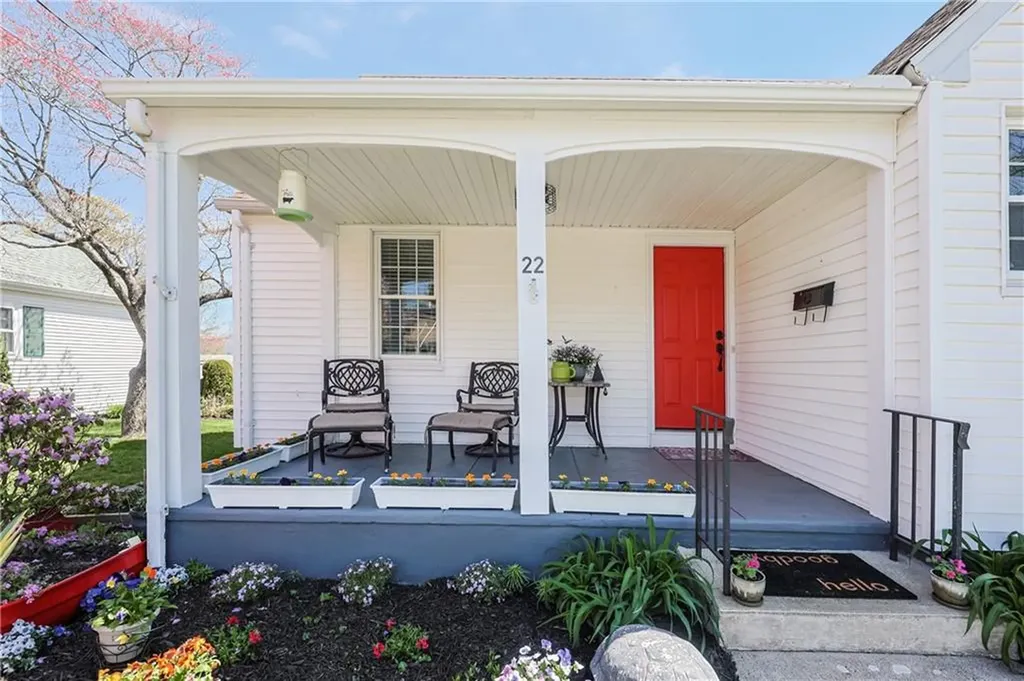 22 Phillips Avenue Warwick RI 02888