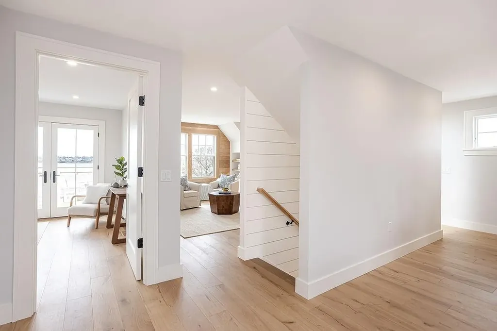 10 Stimpson Street Middletown RI 02842