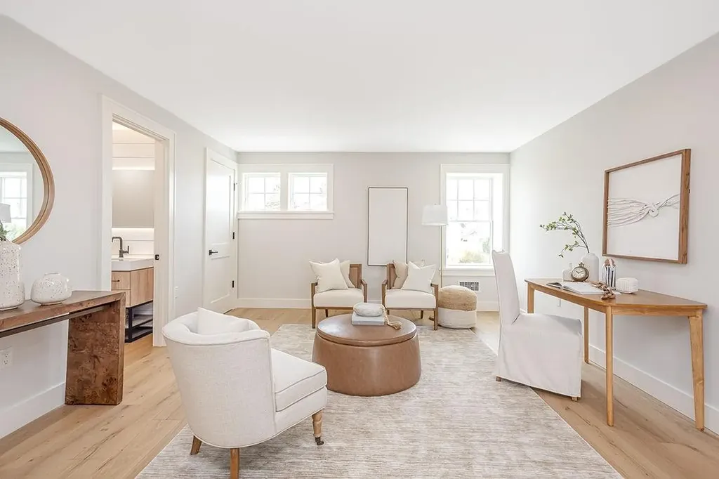10 Stimpson Street Middletown RI 02842