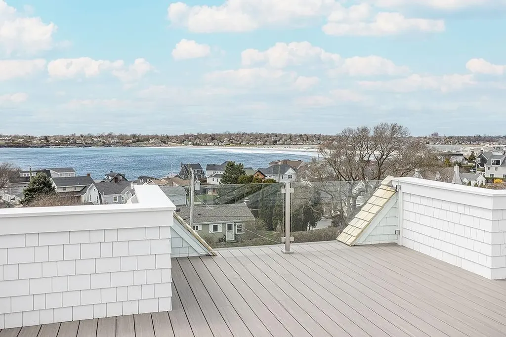10 Stimpson Street Middletown RI 02842